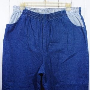 PLUS SIZE 22 Jeans with Bow